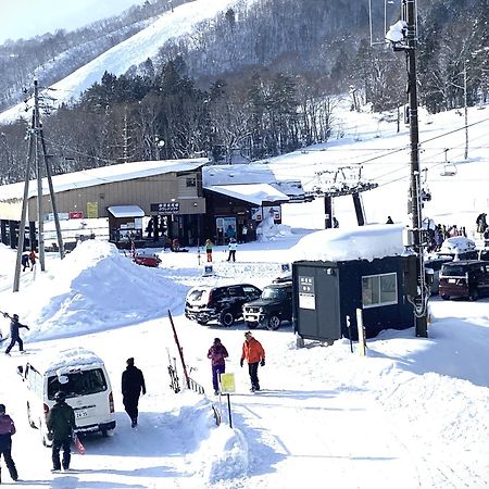 Hotel 白馬パウダーマウンテン Hakuba Esterno foto